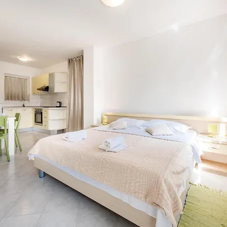 1 Bedroom Cozy In Apartman *