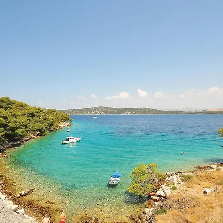 Lovely Apartment In Grebastica With Wifi Διαμέρισμα Grebaštica