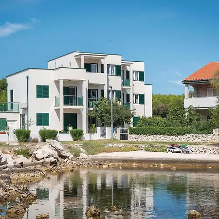 Lovely Apartment In Grebastica With Wifi * Grebaštica