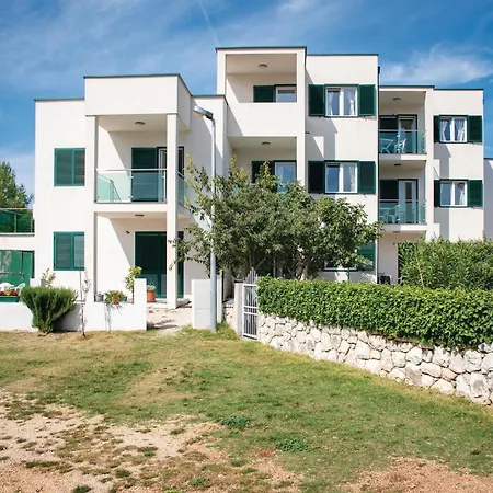 Διαμέρισμα Lovely Apartment In Grebastica With Wifi *