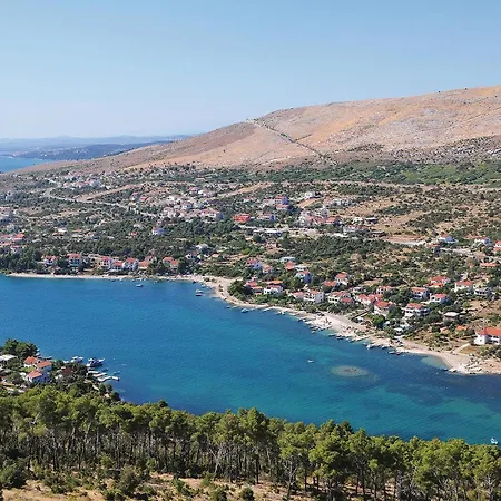 Lovely Apartment In Grebastica With Wifi *